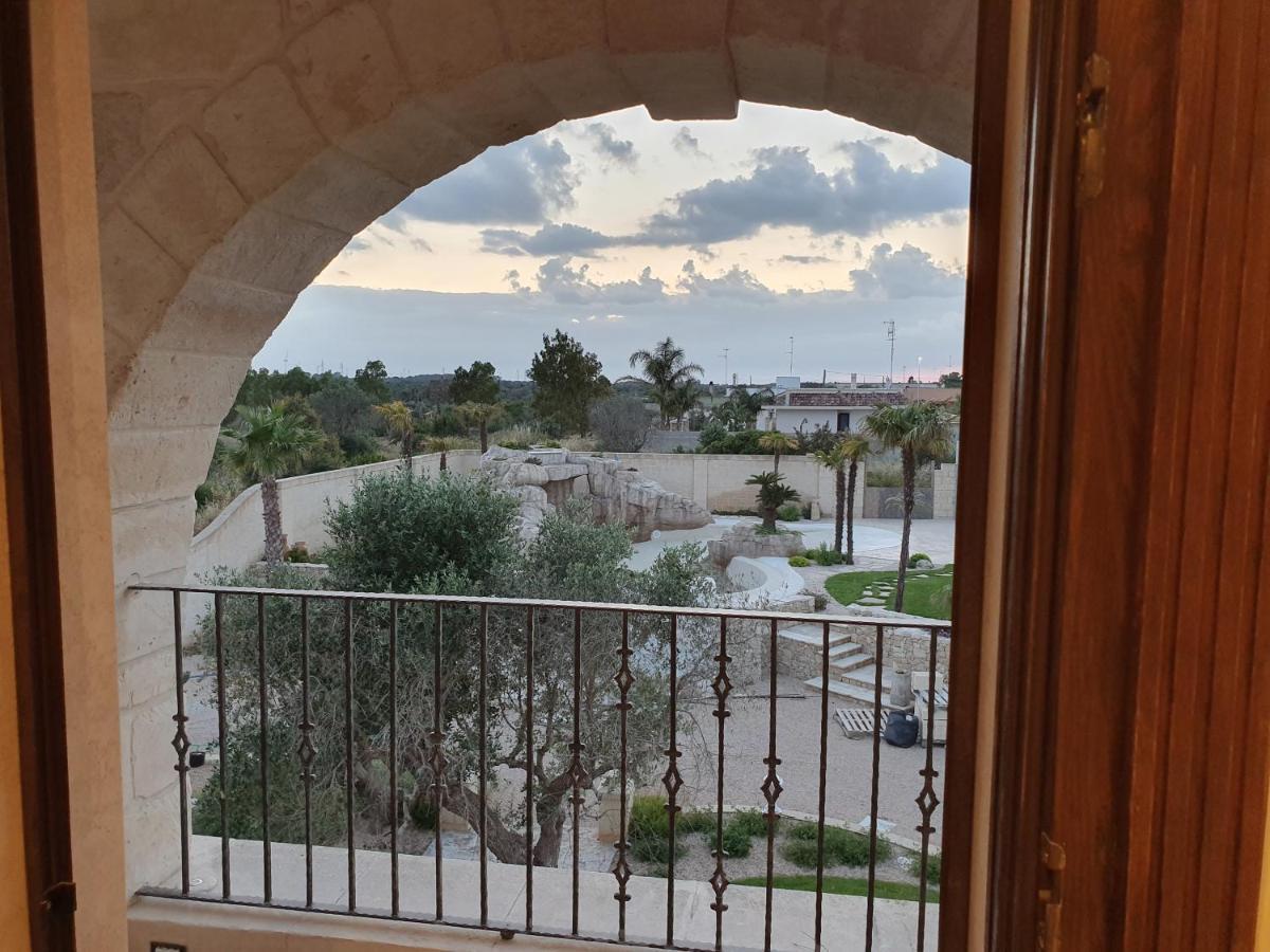Villa Zecca Con Piscina 莱切 外观 照片